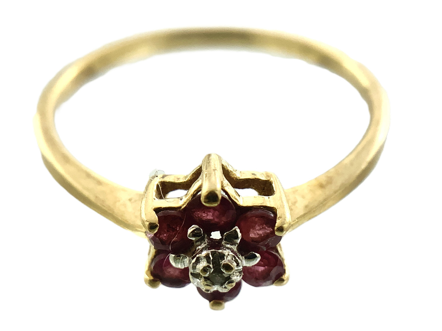 14K Yellow Gold 6 Red Ruby and Diamond Flower Cluster Floral Daisy Design Ring .05 Total Carats Size 6 Ring AU404