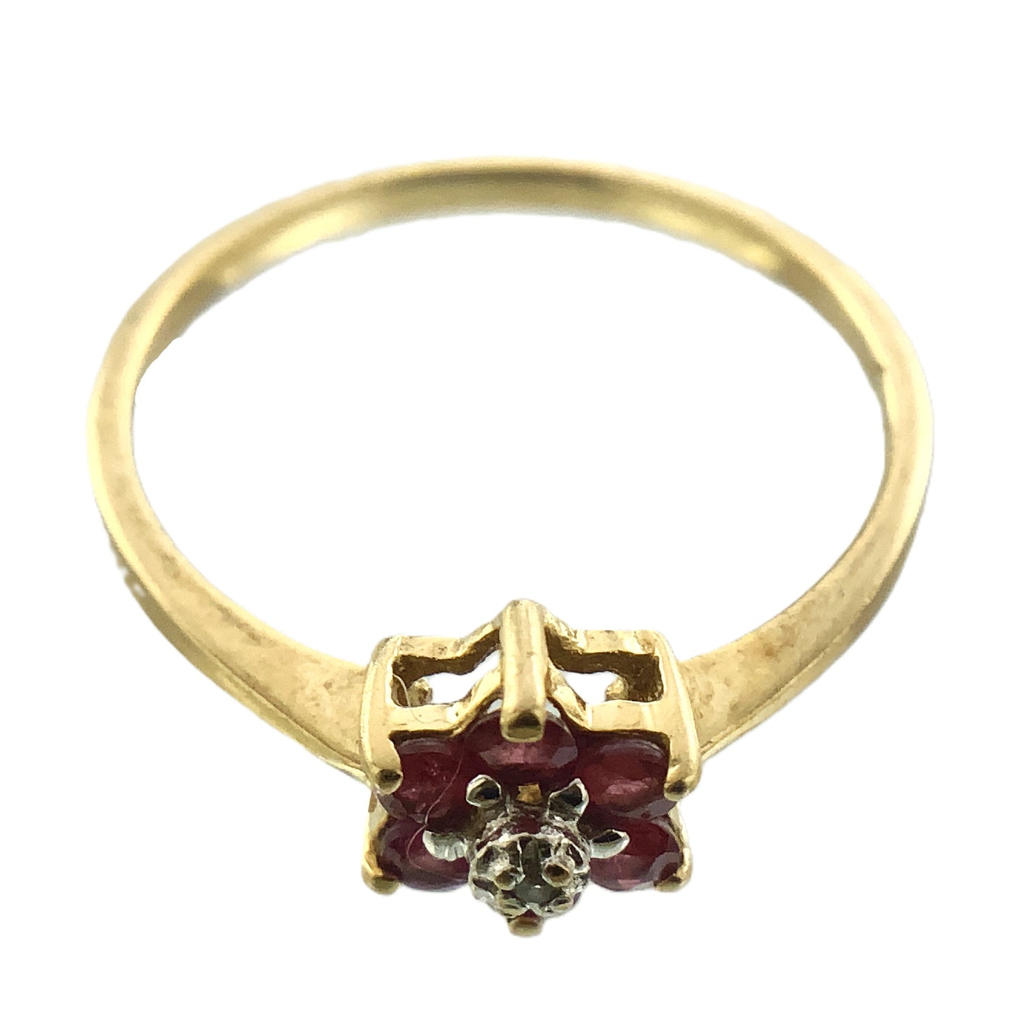 14K Yellow Gold 6 Red Ruby and Diamond Flower Cluster Floral Daisy Design Ring .05 Total Carats Size 6 Ring AU404