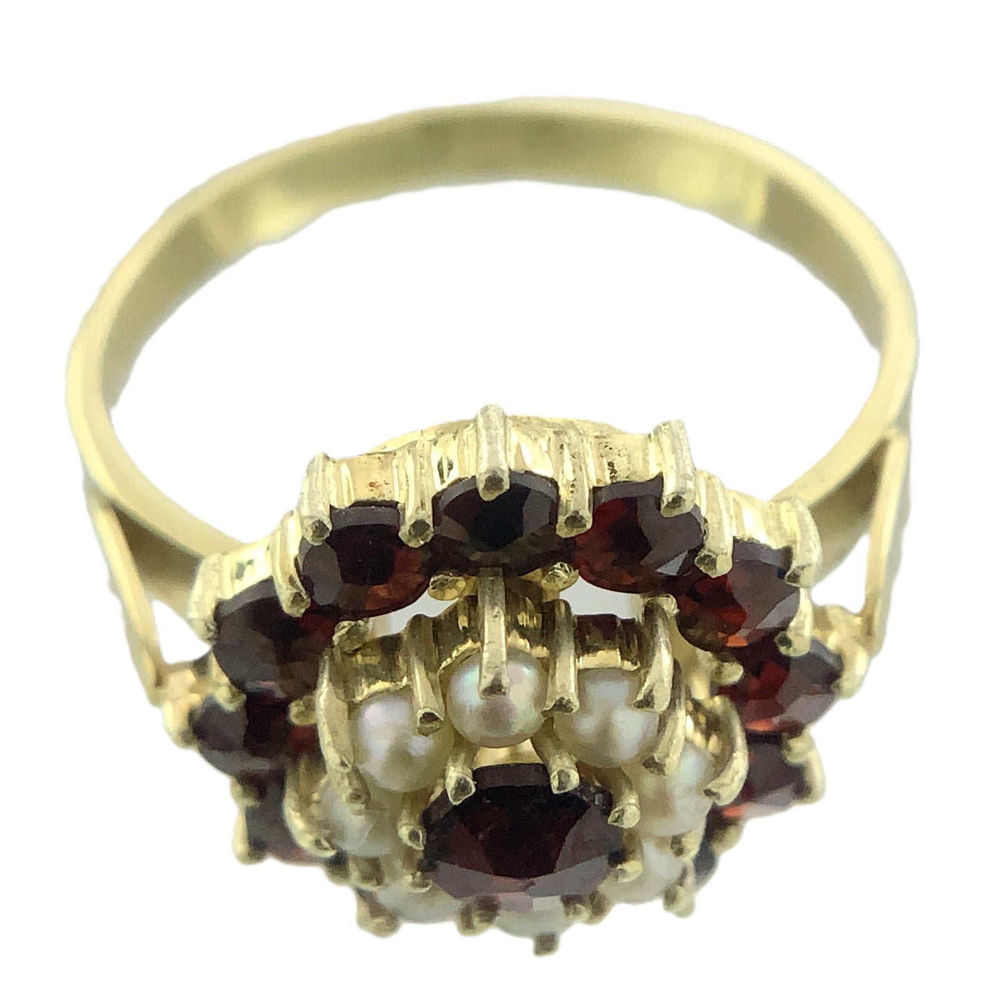 14K Yellow Gold Floral Design Red Garnet and Pearl Clusters Size 6 Ring AU405