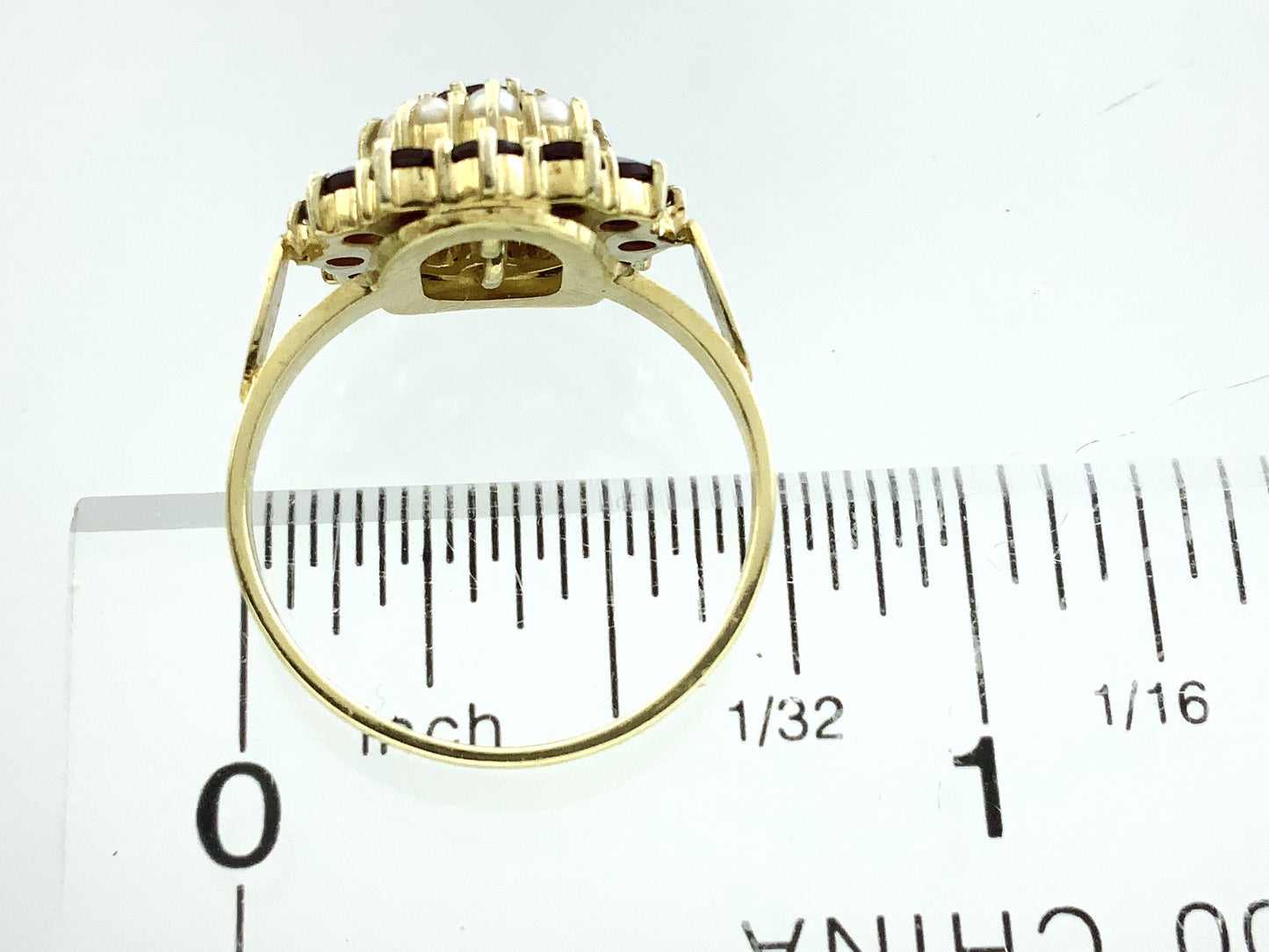 14K Yellow Gold Floral Design Red Garnet and Pearl Clusters Size 6 Ring AU405