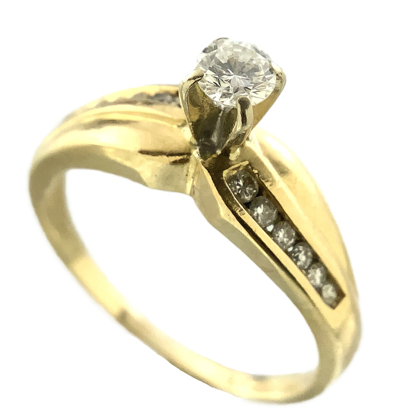 14K Yellow Gold Engagement Round Solitaire and 12 Round Diamonds Accents .31 Total Carats Size 7 Ring AU406