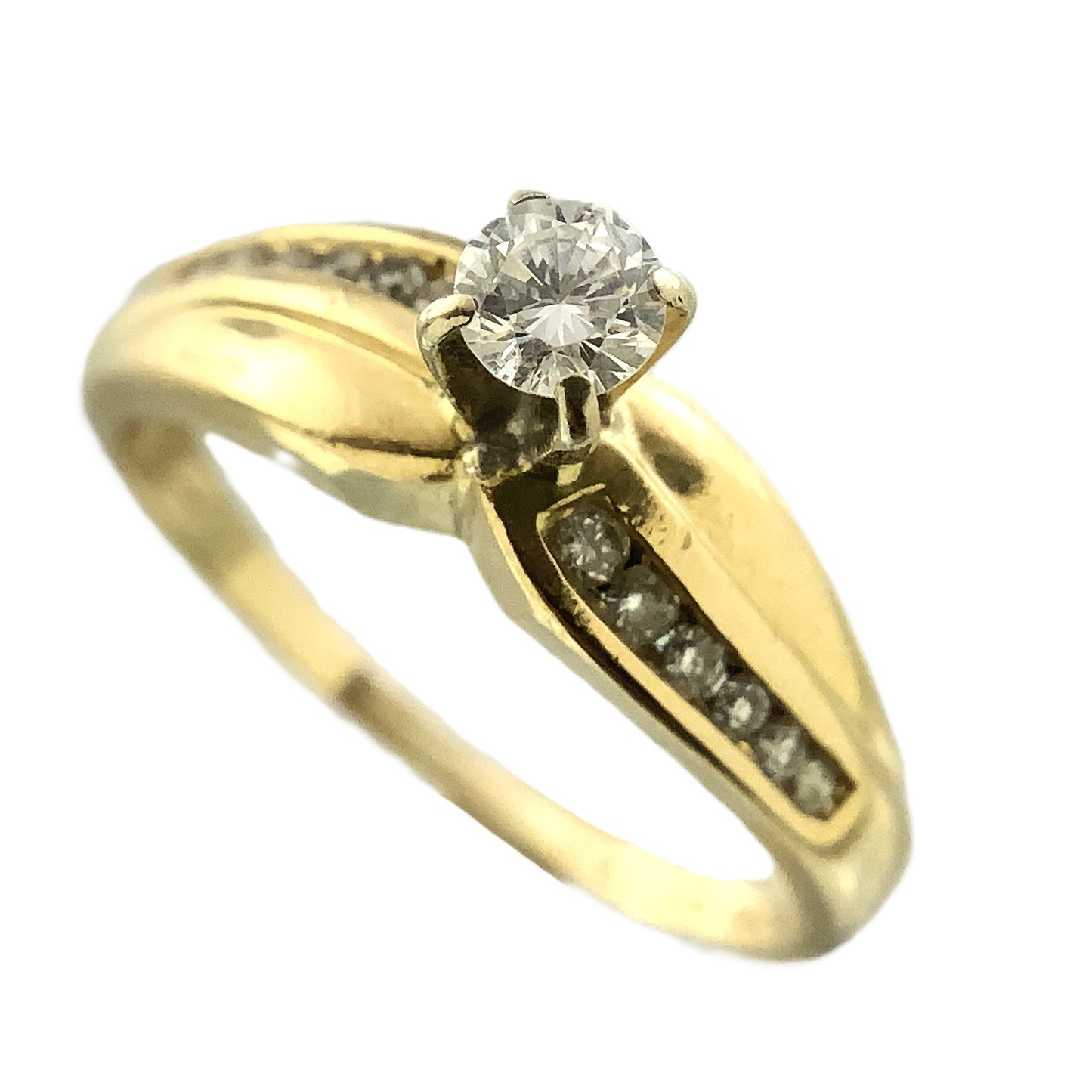 14K Yellow Gold Engagement Round Solitaire and 12 Round Diamonds Accents .31 Total Carats Size 7 Ring AU406