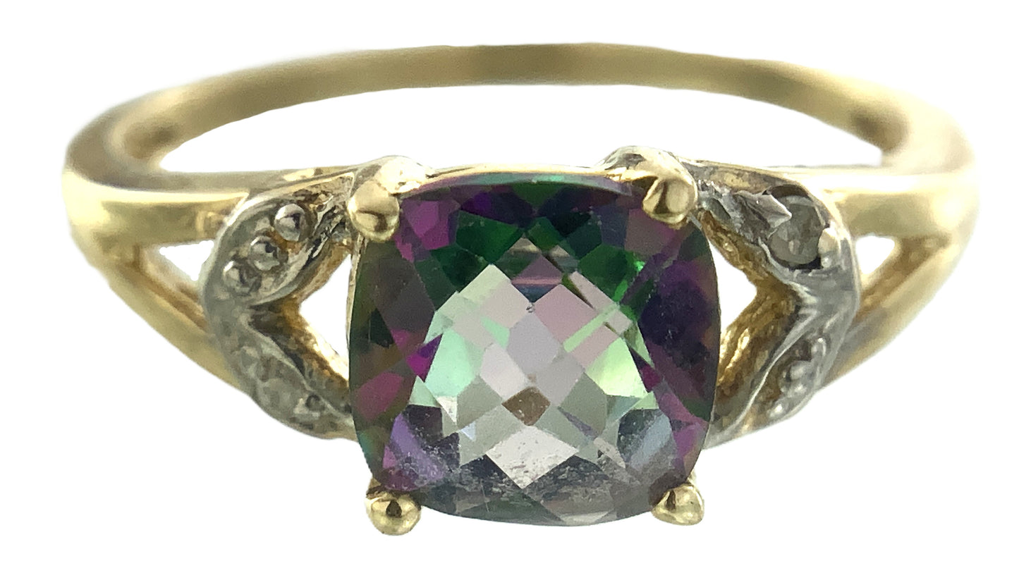 10K Yellow Gold Cushion Cut Mystic Topaz and Diamond .02 Total Carats Size 7.75 Ring AU408