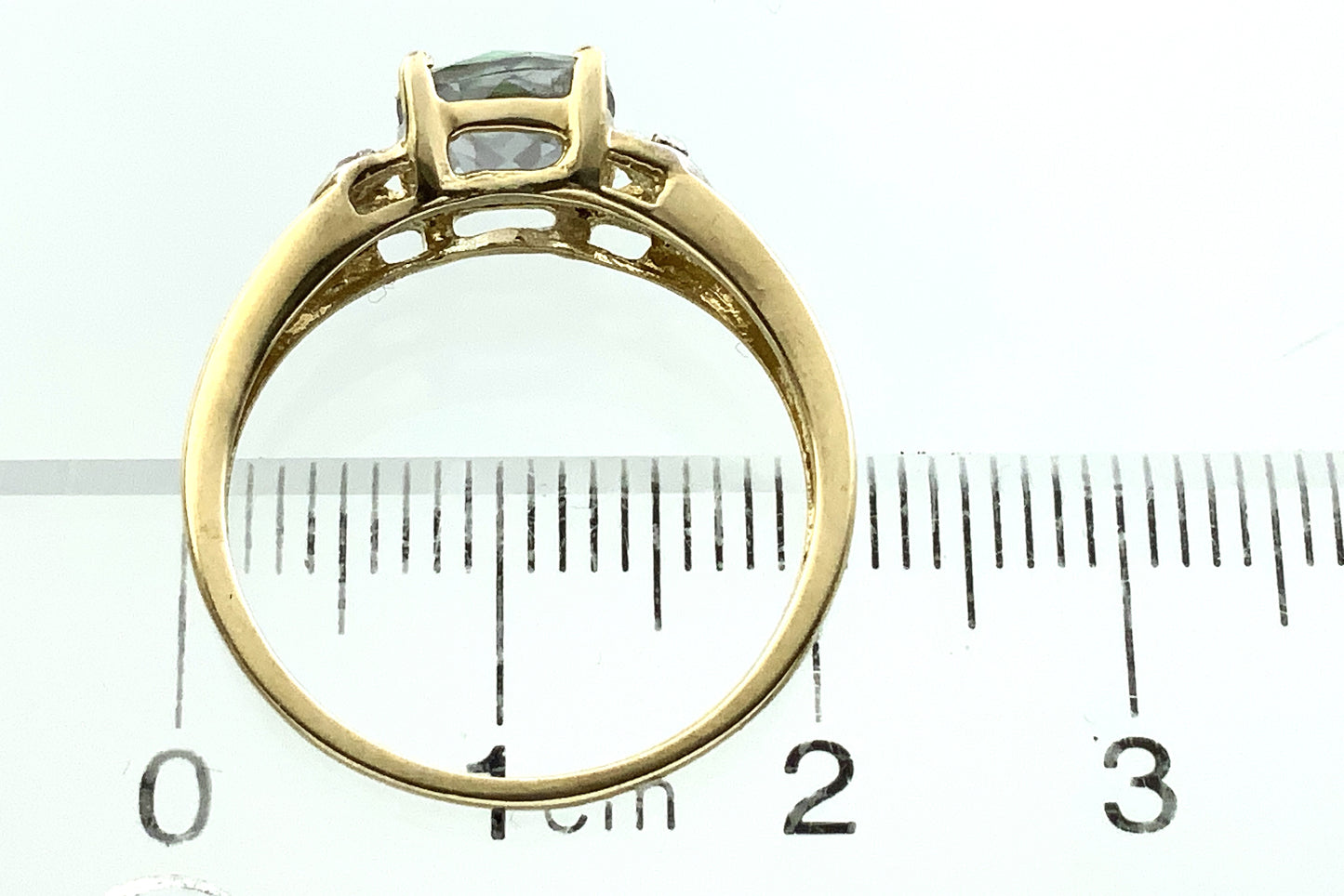 10K Yellow Gold Cushion Cut Mystic Topaz and Diamond .02 Total Carats Size 7.75 Ring AU408