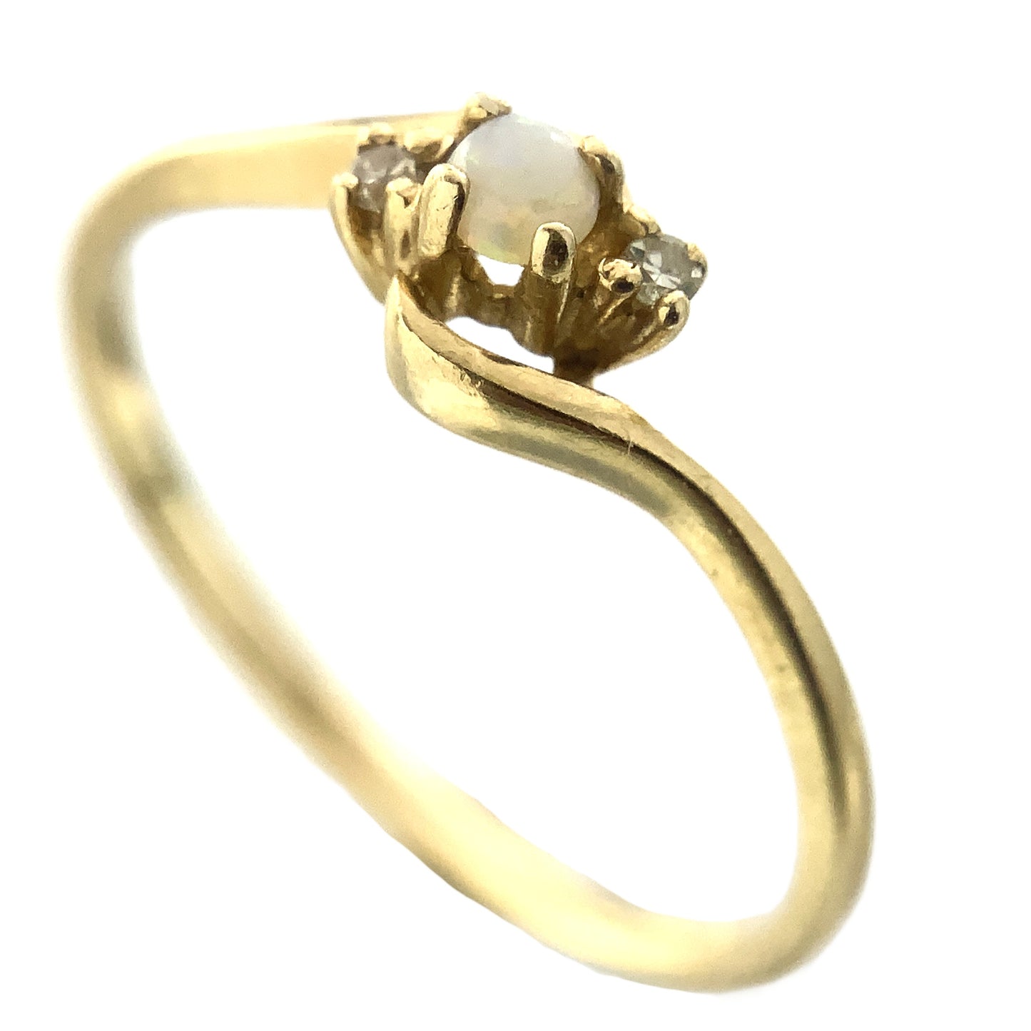 10K Yellow Gold Opan Center and 2 Diamond Accemt .02 Total Carats Size 6 Ring AU410