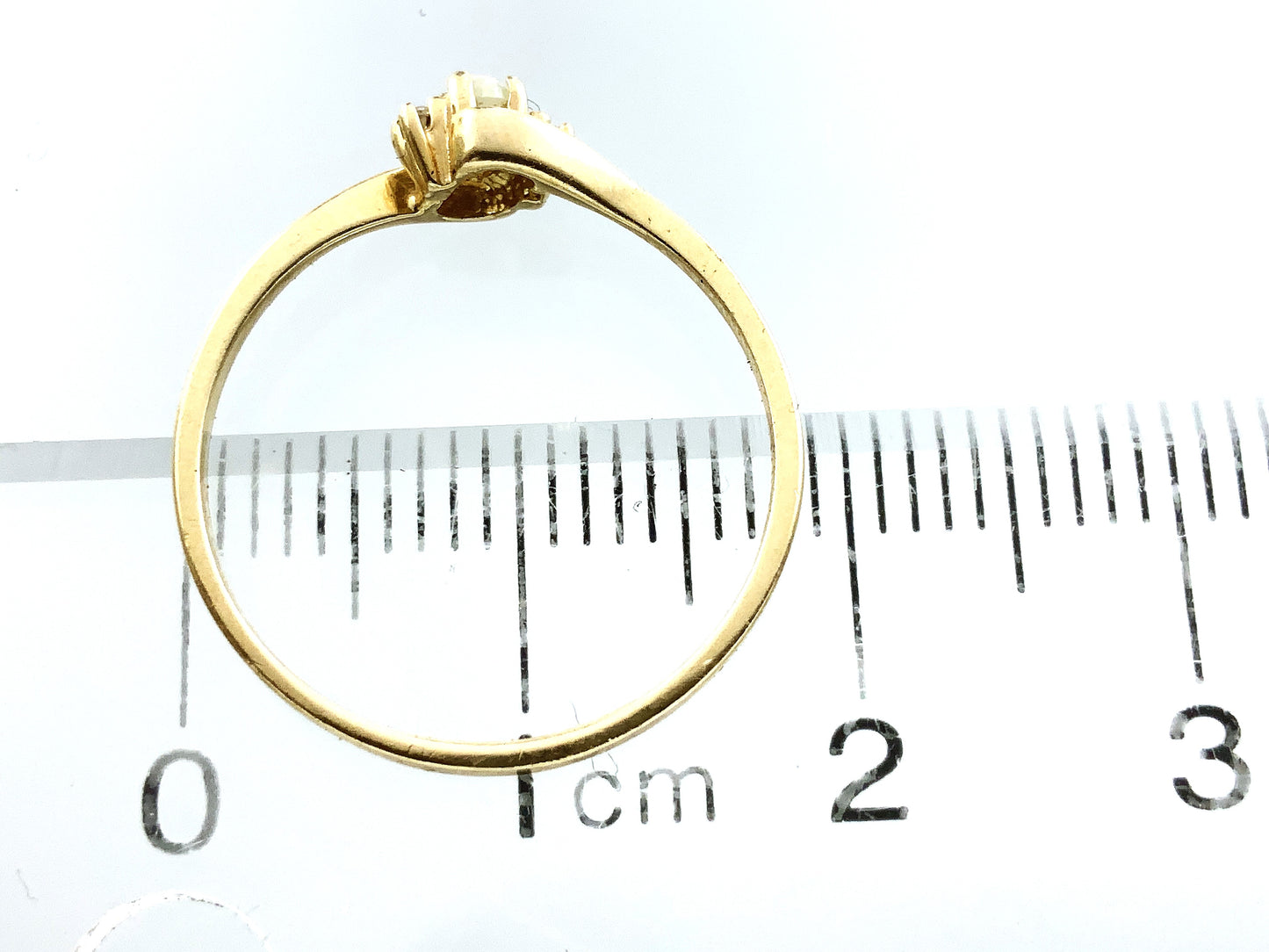 10K Yellow Gold Opan Center and 2 Diamond Accemt .02 Total Carats Size 6 Ring AU410