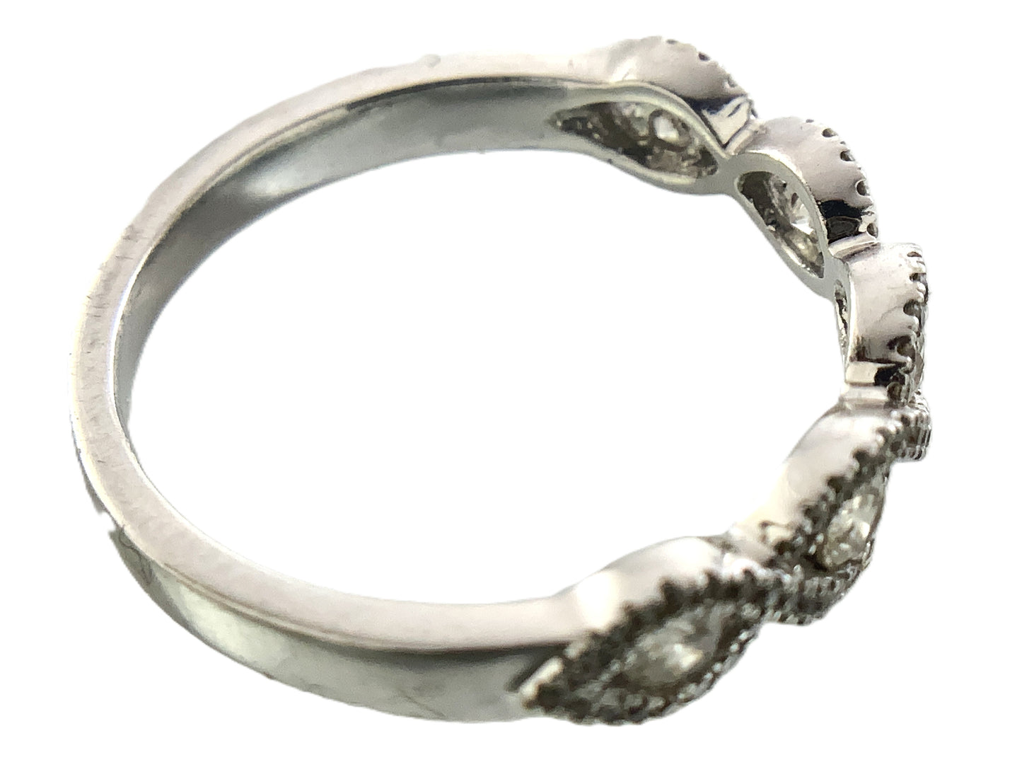 10K White Gold Wave Scalloped 5 Diamonds with Milgrain Accents .3 Total Carats Size 6.5 Ring AU411