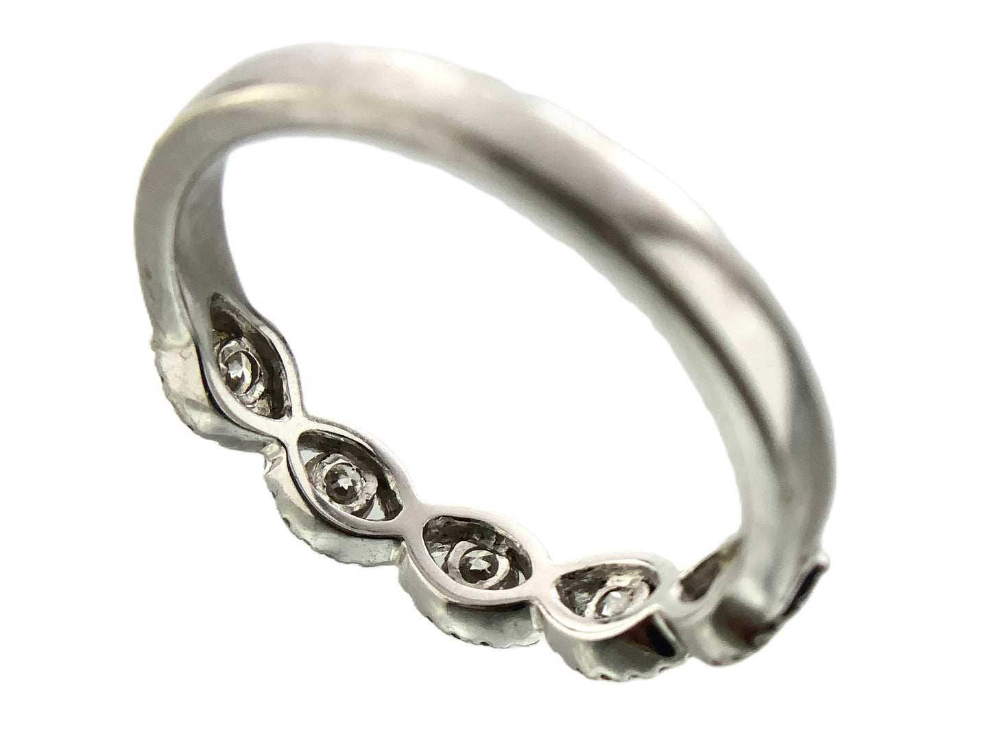 10K White Gold Wave Scalloped 5 Diamonds with Milgrain Accents .3 Total Carats Size 6.5 Ring AU411