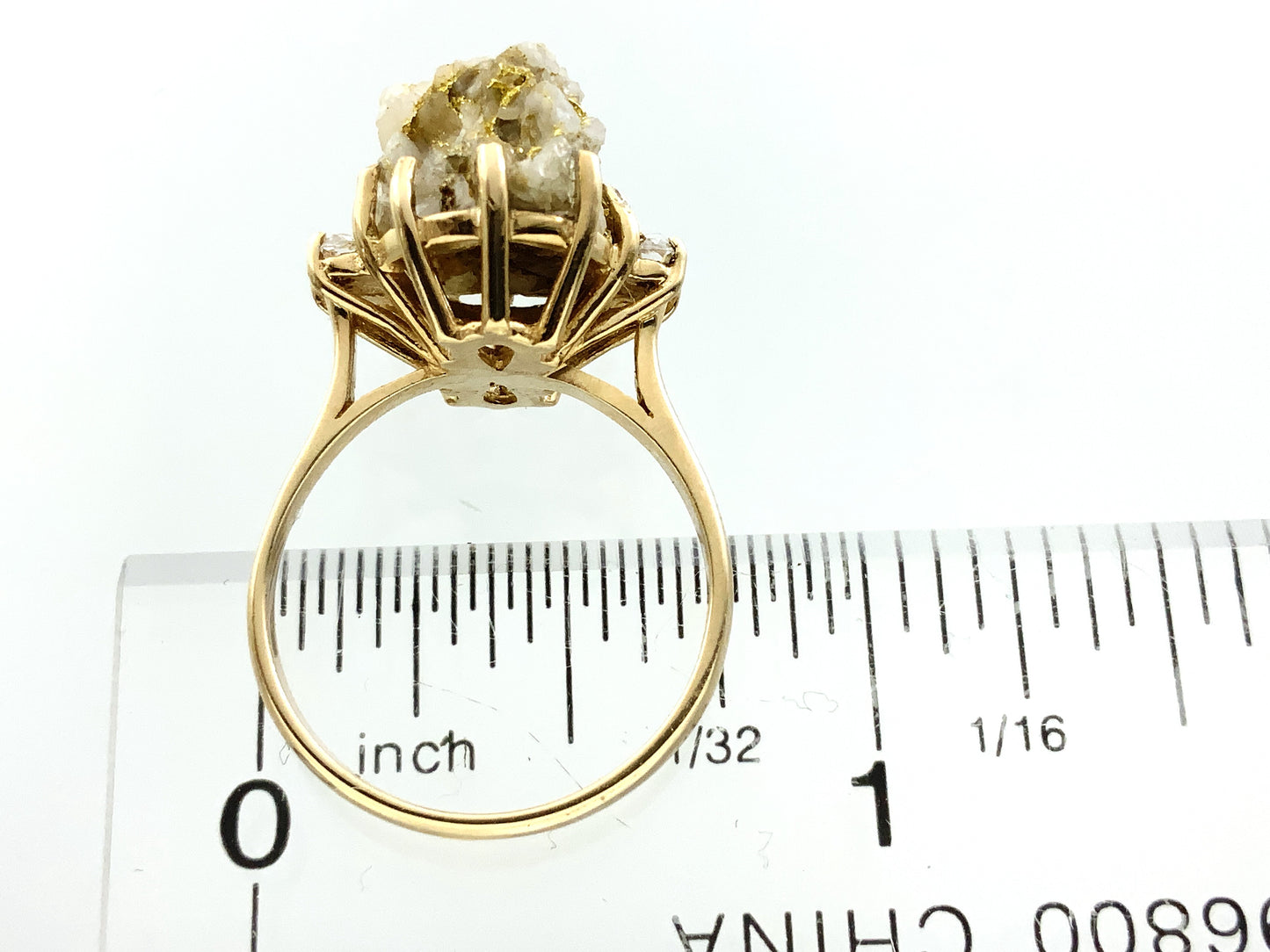 10K Yellow Natural Gold Vein 24K Nuggets Embedded in Quartz Set in Claw Mount Stone Size 6.5 Ring AU412