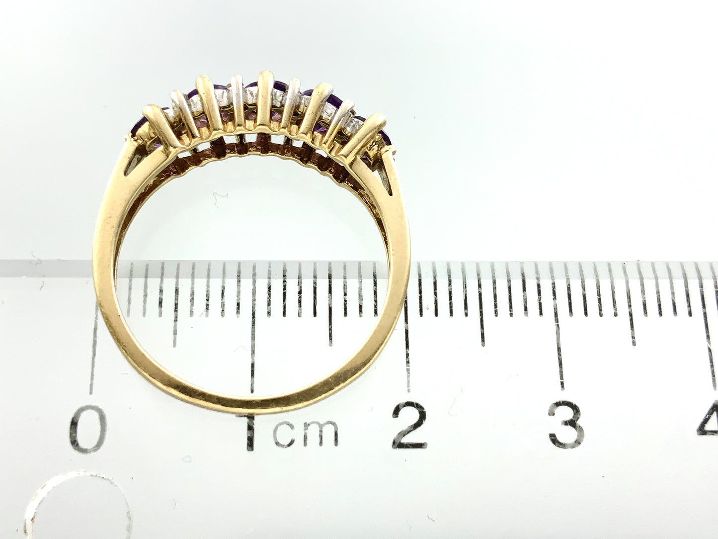 10K Yellow Gold 5 Stone Round Amethyst with Diamonds Accents .08 Total Carats Band Size 6.75 Ring AU415