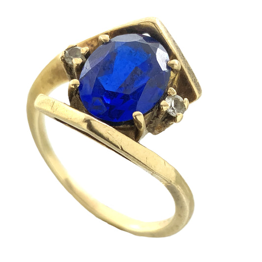 10K Yellow Gold Blue Oval Glass with Clear Glass Accents Band 6.5 Size Ring AU416