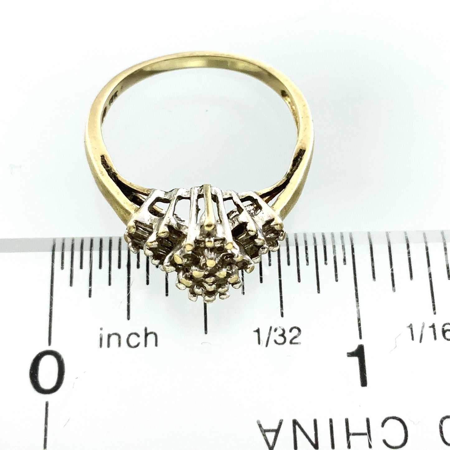 10K Yellow Gold Diamonds Cluster Cocktail .45 Total Carats Size 6.5 Ring AU421