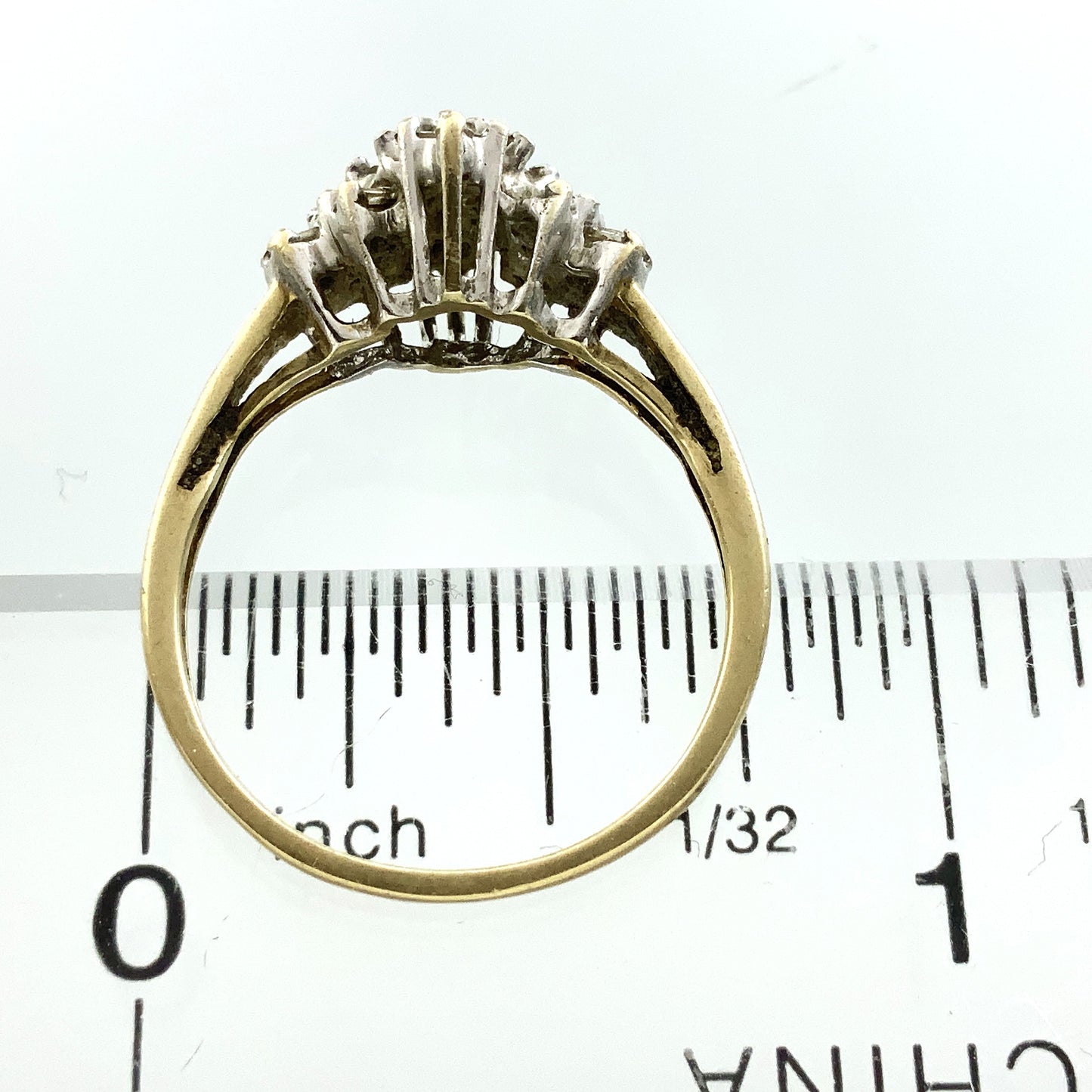 10K Yellow Gold Diamonds Cluster Cocktail .45 Total Carats Size 6.5 Ring AU421