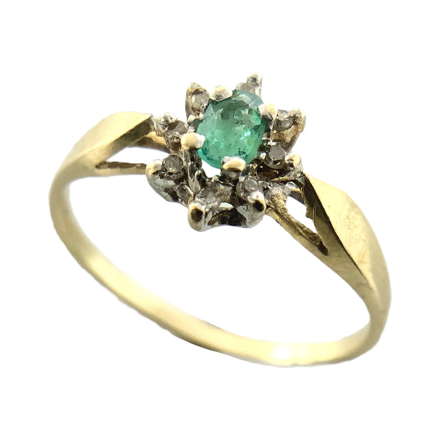 10K Yellow Gold Oval Emerald and Diamond Cluster Halo .08 Total Carats Size 5.5 Ring AU423