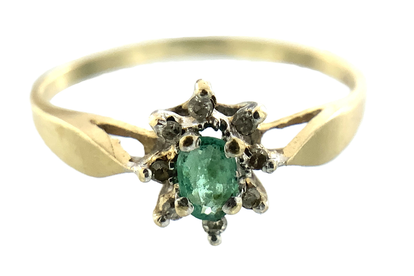 10K Yellow Gold Oval Emerald and Diamond Cluster Halo .08 Total Carats Size 5.5 Ring AU423