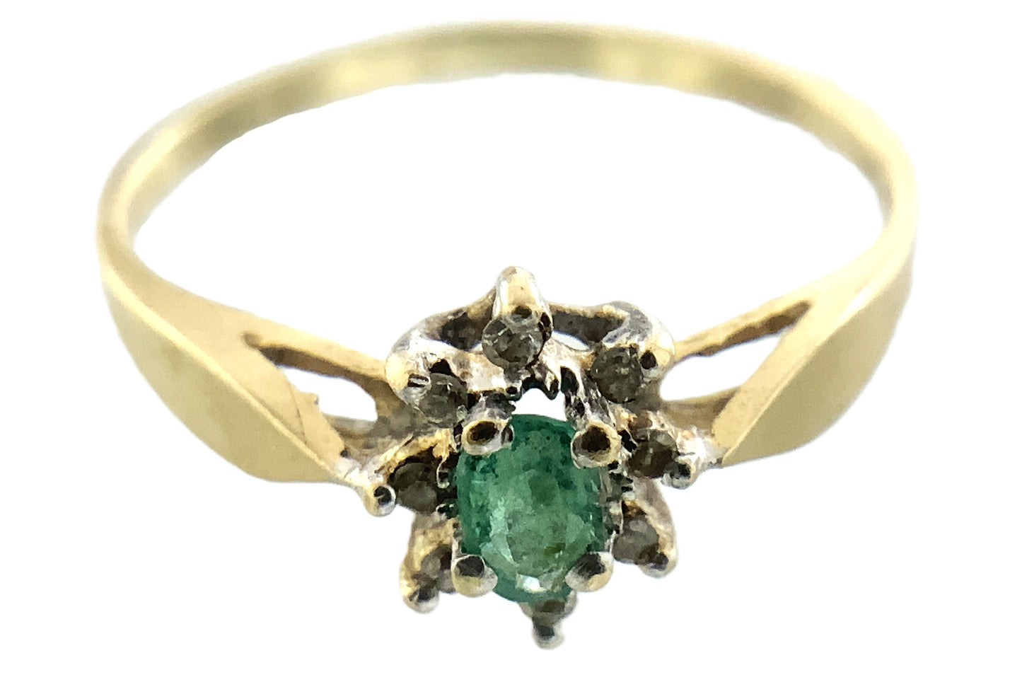 10K Yellow Gold Oval Emerald and Diamond Cluster Halo .08 Total Carats Size 5.5 Ring AU423