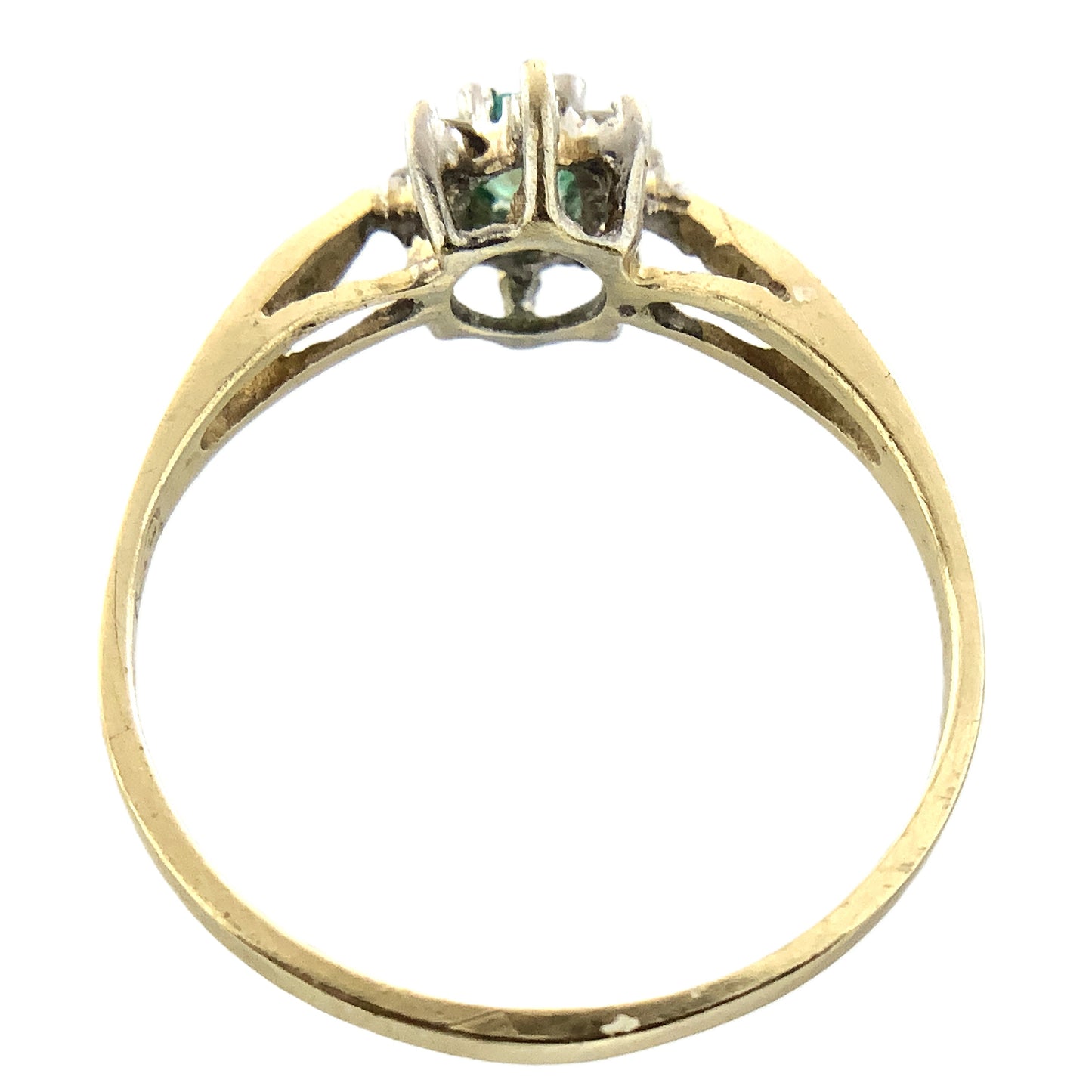 10K Yellow Gold Oval Emerald and Diamond Cluster Halo .08 Total Carats Size 5.5 Ring AU423
